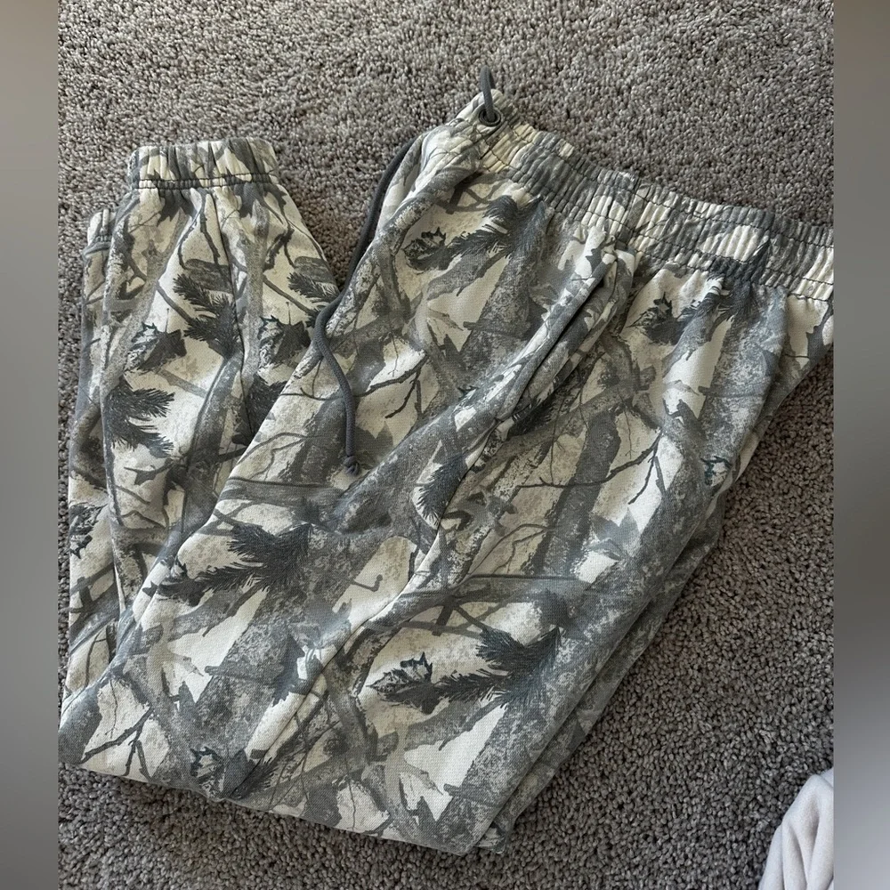 Aeropostale men’s cloud soft forest camo jogger - Picture 2 of 6